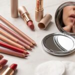 Konturówka do ust – jak dobrać kolor i optycznie poprawić kształt ust?