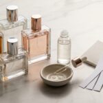 Layering perfum – jak łączyć zapachy, żeby dobrze ze sobą współgrały?