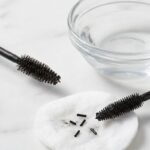 Tusz tubingowy – czym różni się od zwykłej maskary i jak go zmywać?